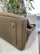 画像10: 【美品】HERMES エルメス ショルダーバーキン 42 トゴ エトゥープ シルバー金具 N刻印□ 新型 中古 ショルダーバッグ ハンドバッグ トートバッグ レディース 女性用 ブランド グレー 本革 レザー カーフ 希少 レア プレゼント ギフト バック (10)