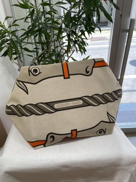 画像3: 【極美品】HERMES エルメス スティープル 31 ラージトートバッグ トワルアッシュ×バレニア×ストロー ベージュ×フォーブ O刻印□ 中古 ハンドバッグ ショルダーバッグ レディース 女性用 ブランド ブラウン 本革 レザー 希少 レア プレゼント ギフト バック (3)