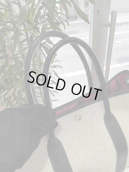 画像4: 【美品】HERMES エルメス ガーデンパーティ 36 PM ボルデュック トワルアッシュ×ブッフル グレー シルバー金具 リボン柄 2006年限定 中古 ハンドバッグ トートバッグ レディース 女性用 本革 レザー ブラック ブランド 黒 希少 レア プレゼント ギフト バック (4)