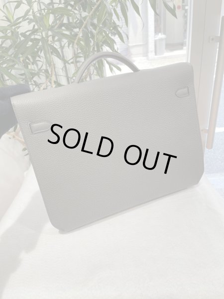 画像2: 【新品同様品】HERMES エルメス ケリー デペッシュ 36 トゴ グリメイヤー シルバー金具 U刻印 中古 ブリーフケース ビジネスバッグ ハンドバッグ 書類バッグ トートバッグ メンズ レディース ブランド 本革 レザー カーフ グレー 希少 レア プレゼント ギフト バック (2)