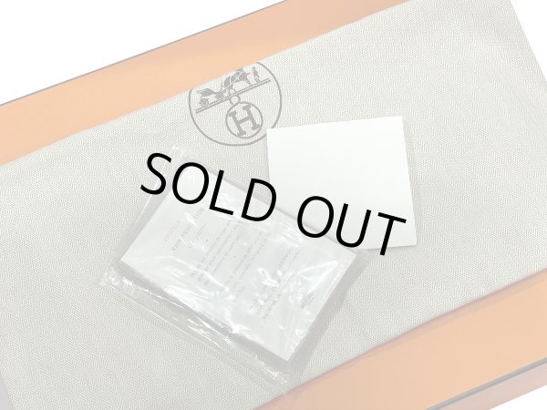画像8: 【新品同様品】HERMES エルメス リンディ 26 トリヨンクレマンス ブラック ゴールド金具 U刻印 未使用品 ハンドバッグ ショルダーバッグ 2WAYバッグ レディース 女性用 ブランド 本革 レザー カーフ 黒 希少 レア プレゼント ギフト バック (8)