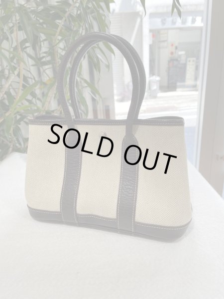 画像2: 【美品】HERMES エルメス ガーデンパーティ 23 TTPM トワルアッシュ×ブッフル マロン シルバー金具 I刻印□ ブラウン 中古 ハンドバッグ クラッチバッグ セカンドバッグ ポーチ レディース 女性用 本革 レザー ブランド 茶色 希少 レア プレゼント ギフト バック (2)