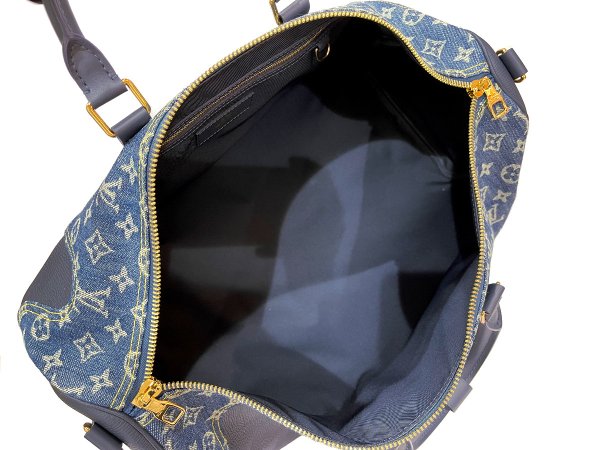 画像8: 【新品】【未使用品】LOUIS VUITTON ルイ・ヴィトン M45975 キーポル バンドリエール 50 スクエアード NIGOコラボ モノグラムデニム×トリヨンレザー ブルー×ネイビー ハンドバッグ ボストンバッグ 2WAY レディース メンズ ブランド ビトン レア プレゼント バック (8)