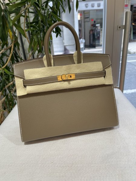 画像1: 【新品】【未使用品】HERMES エルメス バーキン 25 セリエ ヴォーエプソン エトゥープ ゴールド金具 D刻印 グレー 外縫い ハンドバッグ レディース 女性用 本革 レザー カーフ ブランド 希少 レア プレゼント ギフト バック (1)