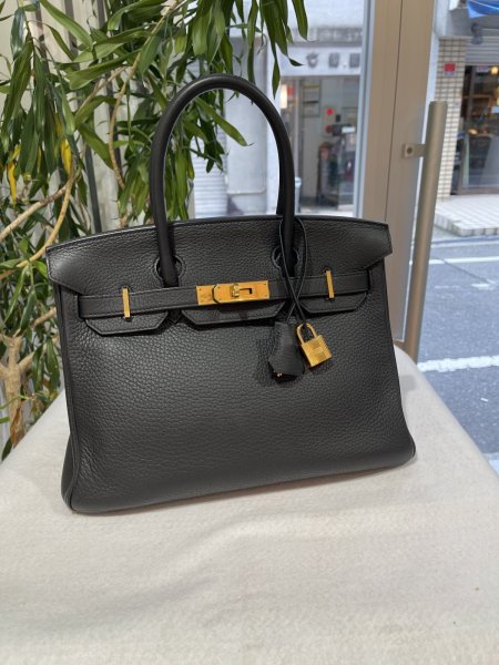 画像1: 【極美品】HERMES エルメス バーキン 30 トリヨンクレマンス ブラック ゴールド金具 T刻印 中古 ハンドバッグ トートバッグ レディース 女性用 ブランド 黒 本革 レザー カーフ トゴ 希少 レア プレゼント ギフト バック (1)