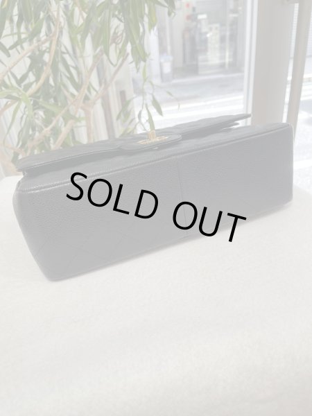 画像4: 【新品同様品】CHANEL シャネル A58600 マトラッセ 30 チェーンショルダー キャビアスキン ブラック ゴールド金具 Wフラップ 20番台 中古 ハンドバッグ デカマトラッセ ダブルフラップ レディース 女性用 黒 ブランド レザー 希少 レア プレゼント ギフト バック (4)