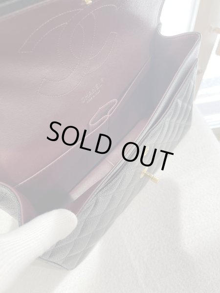 画像10: 【新品同様品】CHANEL シャネル A58600 マトラッセ 30 チェーンショルダー キャビアスキン ブラック ゴールド金具 Wフラップ 20番台 中古 ハンドバッグ デカマトラッセ ダブルフラップ レディース 女性用 黒 ブランド レザー 希少 レア プレゼント ギフト バック (10)