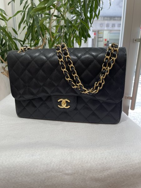 画像3: 【新品同様品】CHANEL シャネル A58600 マトラッセ 30 チェーンショルダー キャビアスキン ブラック ゴールド金具 Wフラップ 20番台 中古 ハンドバッグ デカマトラッセ ダブルフラップ レディース 女性用 黒 ブランド レザー 希少 レア プレゼント ギフト バック (3)