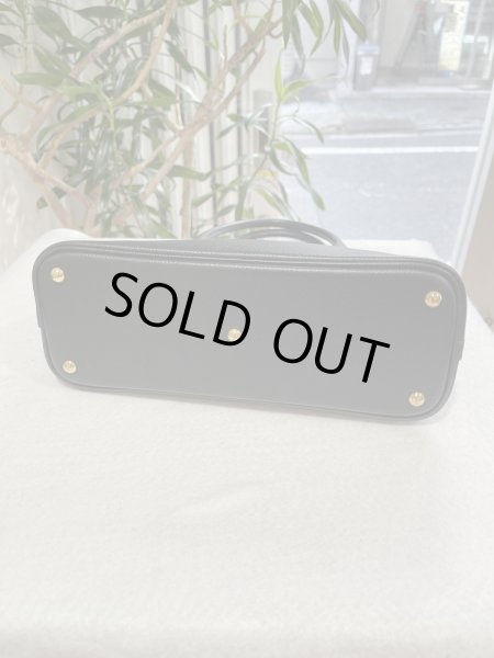 画像4: 【新品同様品】HERMES エルメス ボリード 27 ヴォーエプソン ブラック ゴールド金具 Z刻印 中古 ハンドバッグ ショルダーバッグ 2WAYバッグ レディース 女性用 本革 レザー 黒 カーフ ブランド 希少 レア プレゼント ギフト バック (4)