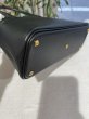 画像8: 【新品同様品】HERMES エルメス ボリード 27 ヴォーエプソン ブラック シルバー金具 Z刻印 中古 ハンドバッグ ショルダーバッグ 2WAYバッグ レディース 女性用 本革 レザー 黒 カーフ ブランド 希少 レア プレゼント ギフト バック (8)
