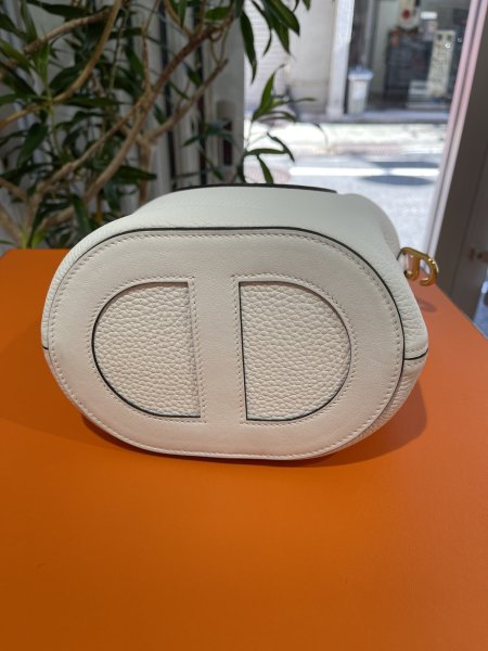 画像3: 【新品】【未使用品】HERMES エルメス インザループ 18 トリヨンクレマンス×スイフト ニューホワイト ゴールド金具 B刻印 ハンドバッグ レディース 女性用 ブランド 本革 レザー カーフ 白 希少 レア プレゼント ギフト バック (3)