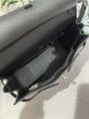 画像7: 【極美品】HERMES エルメス ジプシエール28 トリヨンクレマンス ブラック シルバー金具 O刻印□ 中古 ショルダーバッグ メッセンジャーバッグ 斜め掛け レディース 女性用 ブランド 本革 レザー カーフ 黒 希少 レア プレゼント ギフト バック (7)
