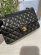 画像4: 【美品】CHANEL シャネルA01112 マトラッセ 25 チェーンショルダー ラムスキン ブラック ゴールド金具 Wフラップ 16番台 中古 ハンドバッグ ショルダーバッグ ダブルフラップ レディース 女性用 黒 ブランド レザー カーフ 希少 レア プレゼント ギフト バック (4)