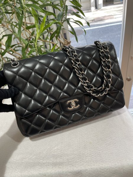 画像1: 【新品同様品】CHANEL シャネル A58600 マトラッセ 30 チェーンショルダー ラムスキン ブラック シルバー金具 Wフラップ 17番台 中古 ハンドバッグ デカマトラッセ ダブルフラップ レディース 女性用 黒 ブランド レザー カーフ 希少 レア プレゼント ギフト バック (1)