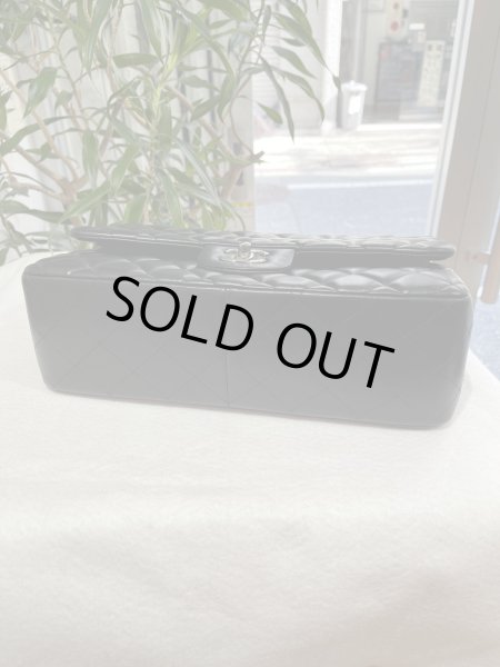 画像3: 【新品同様品】CHANEL シャネル A58600 マトラッセ 30 チェーンショルダー ラムスキン ブラック シルバー金具 Wフラップ 17番台 中古 ハンドバッグ デカマトラッセ ダブルフラップ レディース 女性用 黒 ブランド レザー カーフ 希少 レア プレゼント ギフト バック (3)