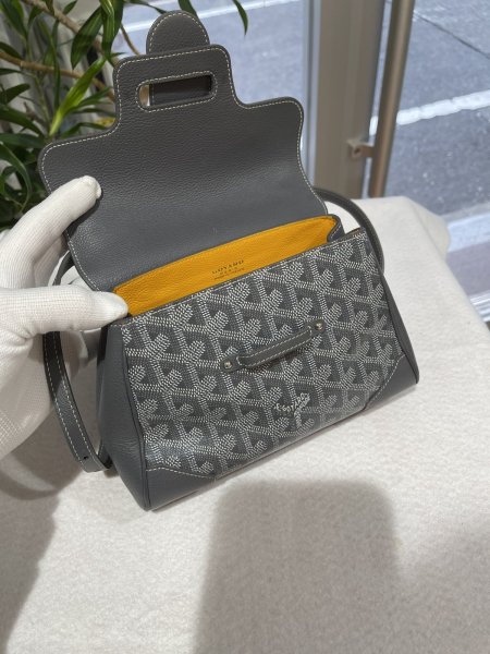 画像6: 【美品】Goyard ゴヤール サイゴン ミニ 2WAY ハンドバッグ ヘリンボーン PVCコーティングキャンバス×レザー グレー シルバー金具 中古 ハンドバッグ ショルダーバッグ 2WAYバッグ レディース 女性用 ブランド 黒 希少 レア プレゼント バック (6)