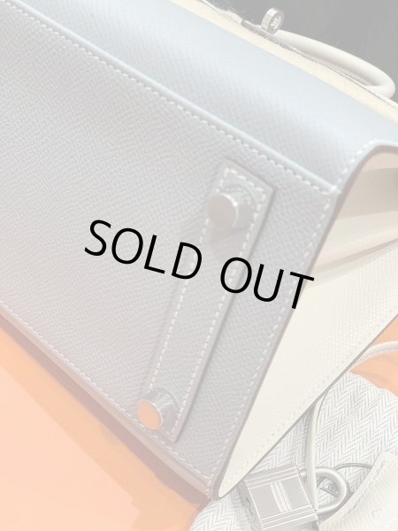 画像8: 【新品】【未使用品】HERMES エルメス バーキン 25 セリエ パーソナルオーダー ヴォーエプソン ブルーグラシエ×クレ マットシルバー金具 W刻印 外縫い ハンドバッグ レディース 女性用 本革 レザー カーフ ブランド ホワイト 希少 レア プレゼント ギフト バック (8)