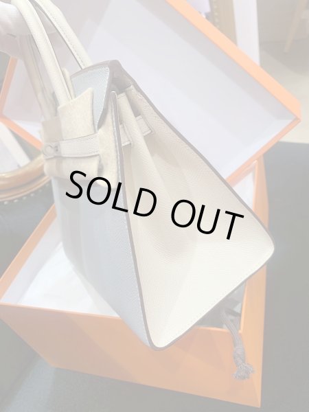 画像4: 【新品】【未使用品】HERMES エルメス バーキン 25 セリエ パーソナルオーダー ヴォーエプソン ブルーグラシエ×クレ マットシルバー金具 W刻印 外縫い ハンドバッグ レディース 女性用 本革 レザー カーフ ブランド ホワイト 希少 レア プレゼント ギフト バック (4)