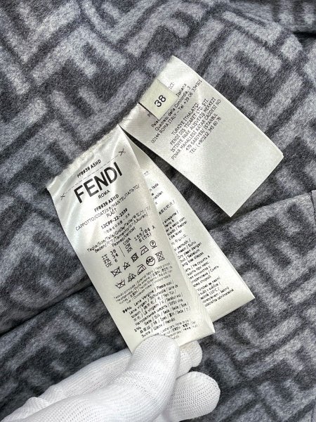 画像8: 【新品】【未使用品】FENDI フェンディ FF8939 ASHD オロック FF ウール ロングコート 38 グレー ゴールド金具 レディース 女性用 ブランド レザー カーフ ガウン アウター ジャケット 希少 レア プレゼント ギフト (8)