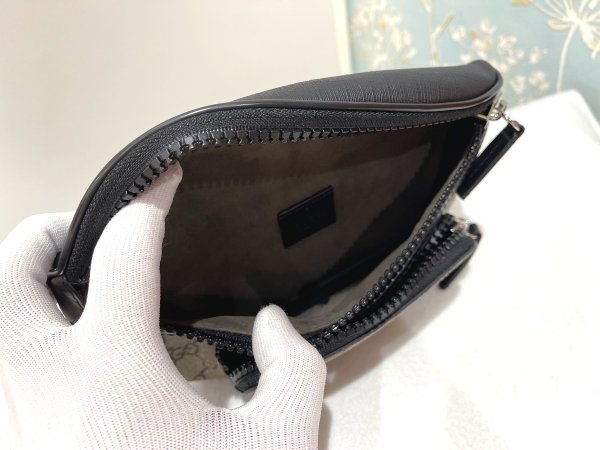 画像6: 450946 GGスプリーム ボディバッグ GGキャンバス×レザー ブラック×ベージュ シルバー金具 ヒップバッグ (6)