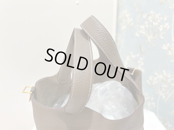 画像5: 【極美品】HERMES エルメス ピコタンロック 22 MM トリヨンクレマンス エトゥープ ゴールド金具 D刻印 グレー 中古 ハンドバッグ レディース 女性用 ブランド 本革 レザー カーフ 希少 レア プレゼント ギフト バック (5)