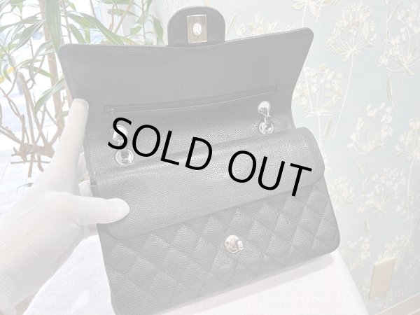 画像6: 【極美品】CHANEL シャネル A01112 マトラッセ 25 チェーンショルダー キャビアスキン ブラック シルバー金具 Wフラップ 19番台 中古 ハンドバッグ ショルダーバッグ ダブルフラップ レディース 女性用 黒 ブランド レザー カーフ 希少 レア プレゼント ギフト バック (6)