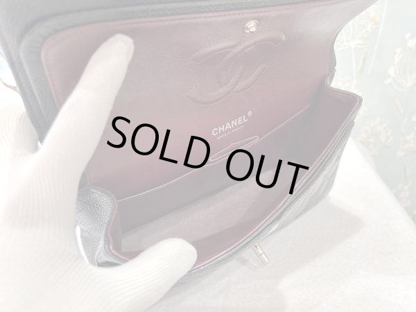 画像8: 【極美品】CHANEL シャネル A01112 マトラッセ 25 チェーンショルダー キャビアスキン ブラック シルバー金具 Wフラップ 19番台 中古 ハンドバッグ ショルダーバッグ ダブルフラップ レディース 女性用 黒 ブランド レザー カーフ 希少 レア プレゼント ギフト バック (8)