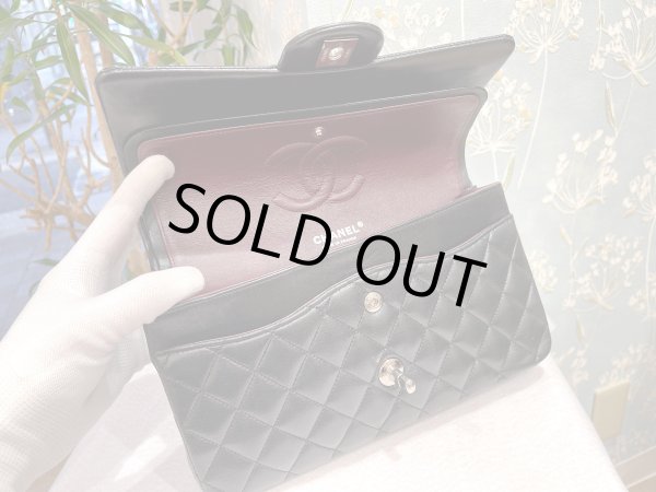 画像7: 【美品】CHANEL シャネル A01112 マトラッセ 25 チェーンショルダー ラムスキン ブラック シルバー金具 Wフラップ 16番台 中古 ハンドバッグ ショルダーバッグ ダブルフラップ レディース 女性用 黒 ブランド レザー カーフ 希少 レア プレゼント ギフト バック (7)
