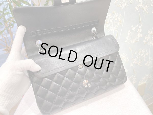 画像6: 【美品】CHANEL シャネル A01112 マトラッセ 25 チェーンショルダー ラムスキン ブラック シルバー金具 Wフラップ 16番台 中古 ハンドバッグ ショルダーバッグ ダブルフラップ レディース 女性用 黒 ブランド レザー カーフ 希少 レア プレゼント ギフト バック (6)