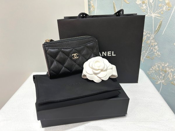 画像7: 【新品】【未使用品】CHANEL シャネル AP3179 B10583 C3906 マトラッセ クラシック ジップ カードケース グレインド カーフスキン ブラック ゴールド金具 26S 財布 コインケース 名刺入れ レディース 女性用 ブランド 本革 レザー 黒 希少 レア プレゼント ギフト (7)