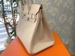 画像6: 【新品同様品】HERMES エルメス バーキン 30 ヴォーエプソン クレ シルバー金具 U刻印 ベージュ 中古 ハンドバッグ トートバッグ レディース 女性用 ブランド オフホワイト アイボリー 本革 レザー カーフ 希少 レア プレゼント ギフト バック (6)