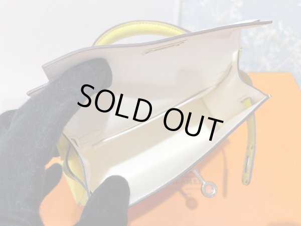 画像8: 【新品】【未使用品】HERMES エルメス ミニケリー 2 パーソナルオーダー シェブルミゾル クレ×ライム シャンパンゴールド金具 W刻印 シェーブル ハンドバッグ ショルダーバッグ 2WAYバッグ レディース 女性用 本革 レザー カーフ ブランド 希少 レア ギフト バック (8)