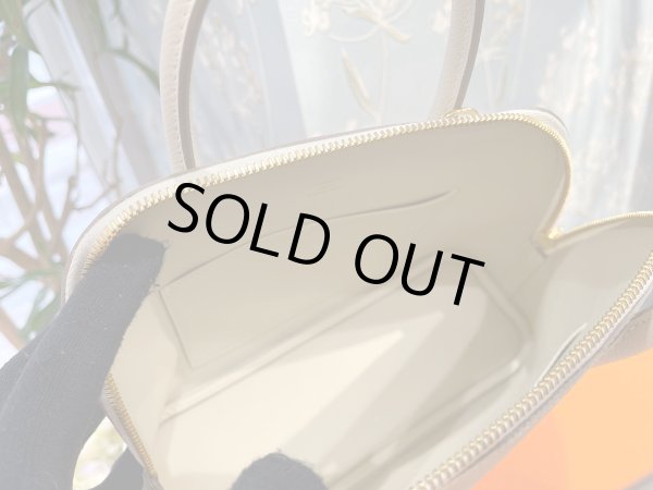 画像8: 【新品同様品】HERMES エルメス ボリード 1923 25 ヴォーエプソン ナタ ゴールド金具 U刻印 ハンドバッグ ショルダーバッグ 2WAYバッグ レディース 女性用 本革 レザー カーフ ベージュ オフホワイト ブランド 希少 レア プレゼント ギフト バック (8)