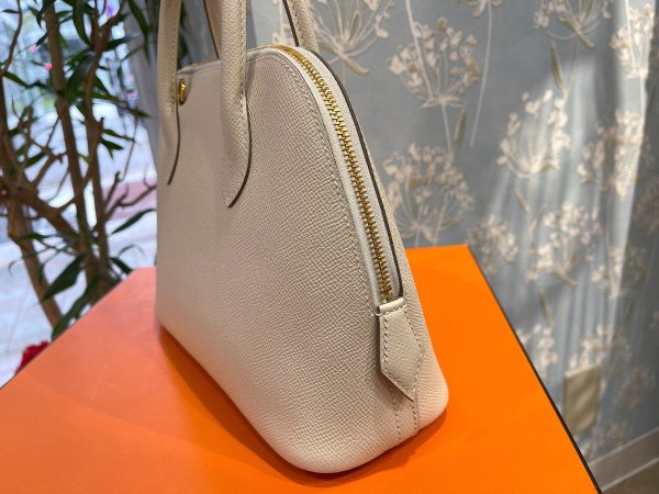 画像6: 【新品同様品】HERMES エルメス ボリード 1923 25 ヴォーエプソン ナタ ゴールド金具 U刻印 ハンドバッグ ショルダーバッグ 2WAYバッグ レディース 女性用 本革 レザー カーフ ベージュ オフホワイト ブランド 希少 レア プレゼント ギフト バック (6)