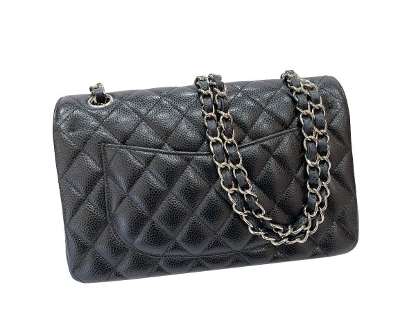 画像2: 【極美品】CHANEL シャネル A01113 マトラッセ 23 チェーンショルダー キャビアスキン ブラック シルバー金具 Wフラップ 30番台 中古 ハンドバッグ ショルダーバッグ ダブルフラップ レディース 女性用 黒 ブランド レザー カーフ 希少 レア プレゼント ギフト バック (2)