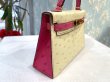 画像8: 【極美品】HERMES エルメス ミニケリー 2 パーソナルオーダー オーストリッチ ヴァニラ×ローズティリアン ゴールド金具 U刻印 中古 ハンドバッグ ショルダーバッグ 2WAYバッグ レディース 女性用 ブランド ピンク 本革 レザー 希少 レア プレゼント ギフト バック (8)