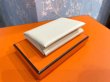 画像4: 【新品】【未使用品】HERMES エルメス カルヴィ デュオ コインケース ヴォーエプソン ナタ シルバー金具 B刻印 ミニ財布 カードケース パスケース 名刺入れ レディース 女性用 ブランド 本革 レザー オフホワイト アイボリー 希少 レア プレゼント ギフト (4)