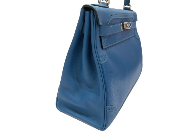 画像8: 【新品同様品】HERMES エルメス ケリー 32 内縫い ギリーズ グランアッシュ×スイフト ブルードガリス シルバー金具 R刻□ 中古 ハンドバッグ ショルダーバッグ 2WAYバッグ レディース 女性用 ブランド 青 本革 レザー カーフ 希少 レア プレゼント ギフト バック (8)