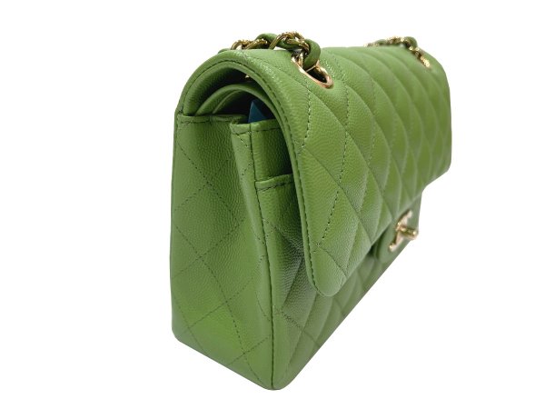画像6: 【新品同様品】CHANEL シャネル A01113 マトラッセ 23 チェーンショルダー キャビアスキン ライトグリーン ゴールド金具 Wフラップ ランダムプレート 中古 ハンドバッグ ショルダーバッグ ダブルフラップ レディース 女性用 ブランド レザー カーフ プレゼント バック (6)