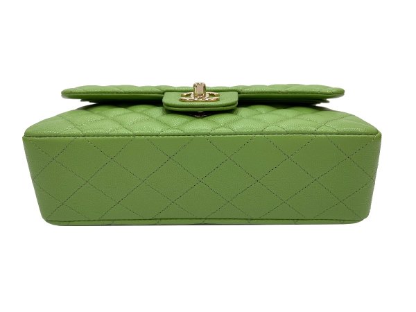 画像3: 【新品同様品】CHANEL シャネル A01113 マトラッセ 23 チェーンショルダー キャビアスキン ライトグリーン ゴールド金具 Wフラップ ランダムプレート 中古 ハンドバッグ ショルダーバッグ ダブルフラップ レディース 女性用 ブランド レザー カーフ プレゼント バック (3)