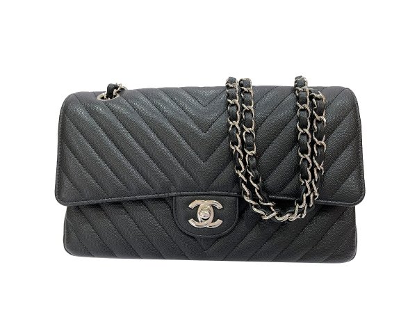 画像1: 【新品同様品】CHANEL シャネル A01112 マトラッセ 25 チェーンショルダー シェブロン Vステッチ キャビアスキン ブラック シルバー金具 Wフラップ 25番台 中古 ハンドバッグ ショルダーバッグ ダブルフラップ レディース 女性用 ブランド レザー プレゼント バック (1)