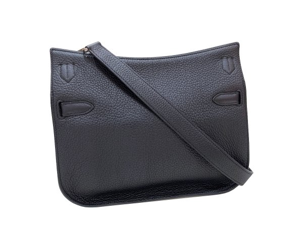 画像2: 【新品同様品】HERMES エルメス ジプシエール28 トリヨンクレマンス ブラック シルバー金具 N刻印□ 中古 ショルダーバッグ メッセンジャーバッグ 斜め掛け レディース 女性用 ブランド 本革 レザー カーフ 黒 希少 レア プレゼント ギフト バック (2)