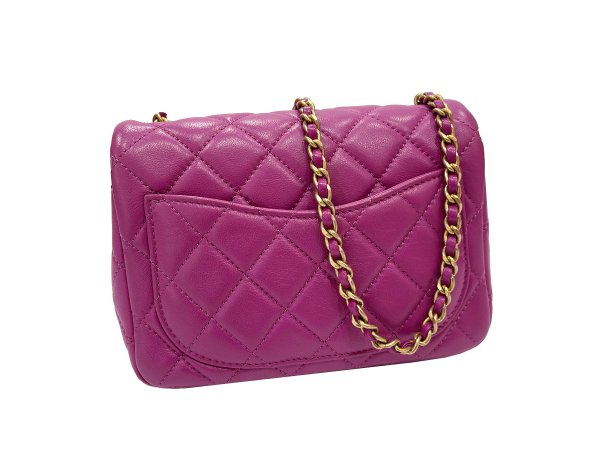画像2: 【新品同様品】CHANEL シャネル AS1786 ミニ マトラッセ ボール チェーンショルダー ラムスキン パープル マットゴールド金具 31番台 ココボール 中古 ハンドバッグ ショルダーバッグ シングルフラップ レディース 女性用 ブランド レザー カーフ プレゼント バック (2)