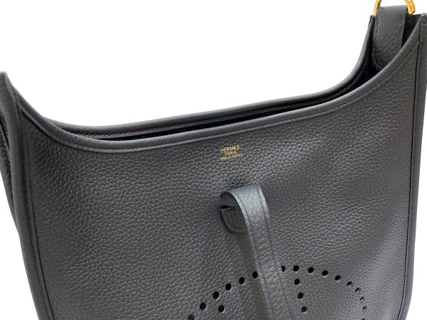 画像6: 【新品】【未使用品】HERMES エルメス エヴリン 3 29 PM ブラック トリヨンクレマンス ゴールド金具 G刻印 エブリン ショルダーバッグ メッセンジャーバッグ 斜め掛け レディース 女性用 本革 レザー 黒 カーフ ブランド 定番 人気 プレゼント ギフト バック (6)
