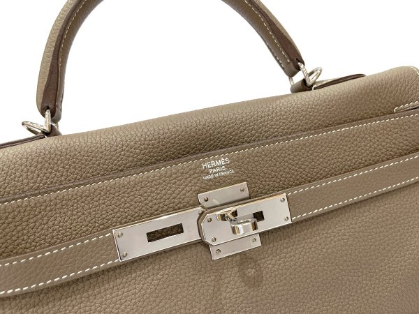 画像4: 【極美品】HERMES エルメス ケリー 32 内縫い トゴ エトゥープ シルバー金具 C刻 シルバー金具 R刻□ グレー 中古 ハンドバッグ ショルダーバッグ 2WAYバッグ レディース 女性用 ブランド グレージュ 本革 レザー カーフ 希少 レア プレゼント ギフト バック (4)