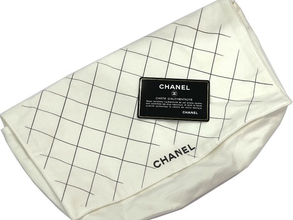 画像11: 【新品同様品】CHANEL シャネル A01112 マトラッセ 25 チェーンショルダー キャビアスキン ブラック シルバー金具 Wフラップ 25番台 中古 ハンドバッグ ショルダーバッグ ダブルフラップ レディース 女性用 黒 ブランド レザー カーフ レア プレゼント ギフト バック (11)