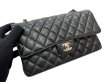 画像4: 【新品同様品】CHANEL シャネル A01112 マトラッセ 25 チェーンショルダー キャビアスキン ブラック シルバー金具 Wフラップ 25番台 中古 ハンドバッグ ショルダーバッグ ダブルフラップ レディース 女性用 黒 ブランド レザー カーフ レア プレゼント ギフト バック (4)