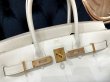 画像4: 【美品】HERMES エルメスバーキン 30 ヴォーエプソン クレ ゴールド金具 Y刻印 ベージュ 中古 ハンドバッグ トートバッグ レディース 女性用 ブランド オフホワイト アイボリー 本革 レザー カーフ 希少 レア プレゼント ギフト バック (4)