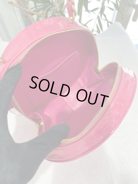 画像6: 【中古】CHANEL シャネル ココマーク ラウンドバニティ パテントレザー（エナメル）ピンク×ブラック ゴールド金具 ヴィンテージ ハンドバッグ 化粧用ポーチ レディース 女性用 ブランド 本革 希少 レア バック (6)